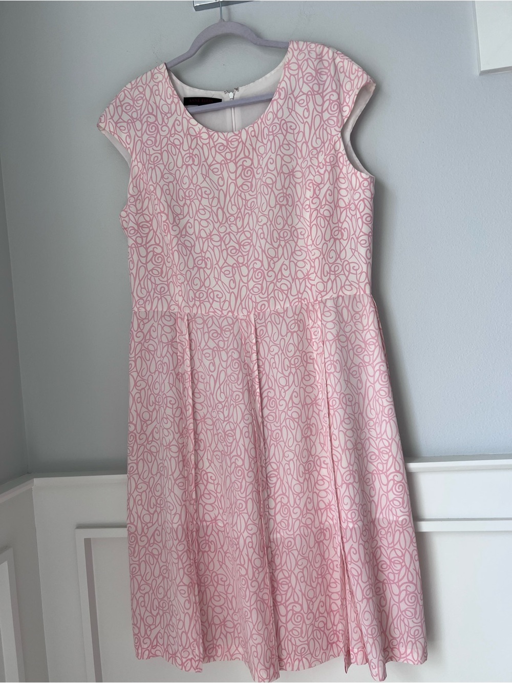 Anne Klein Pink Printed Cap-Sleeve 100% silk Dress size 16